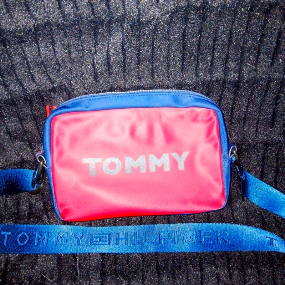 New. Tommy Hill figure crossbody